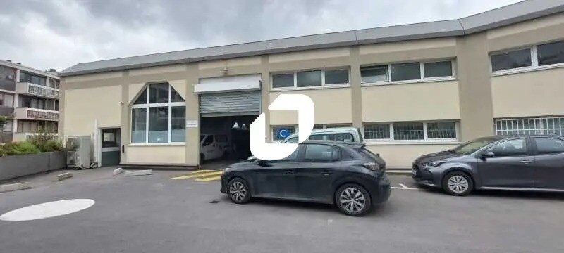 Flex in Aubervilliers for lease - Building Photo - Image 3 of 11