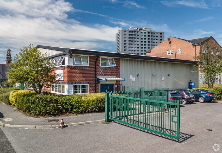Shawcross St, Stockport for lease - Primary Photo - Image 1 of 6