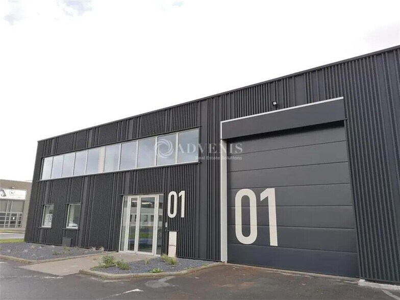 Industrial in Roncq for lease - Building Photo - Image 3 of 10