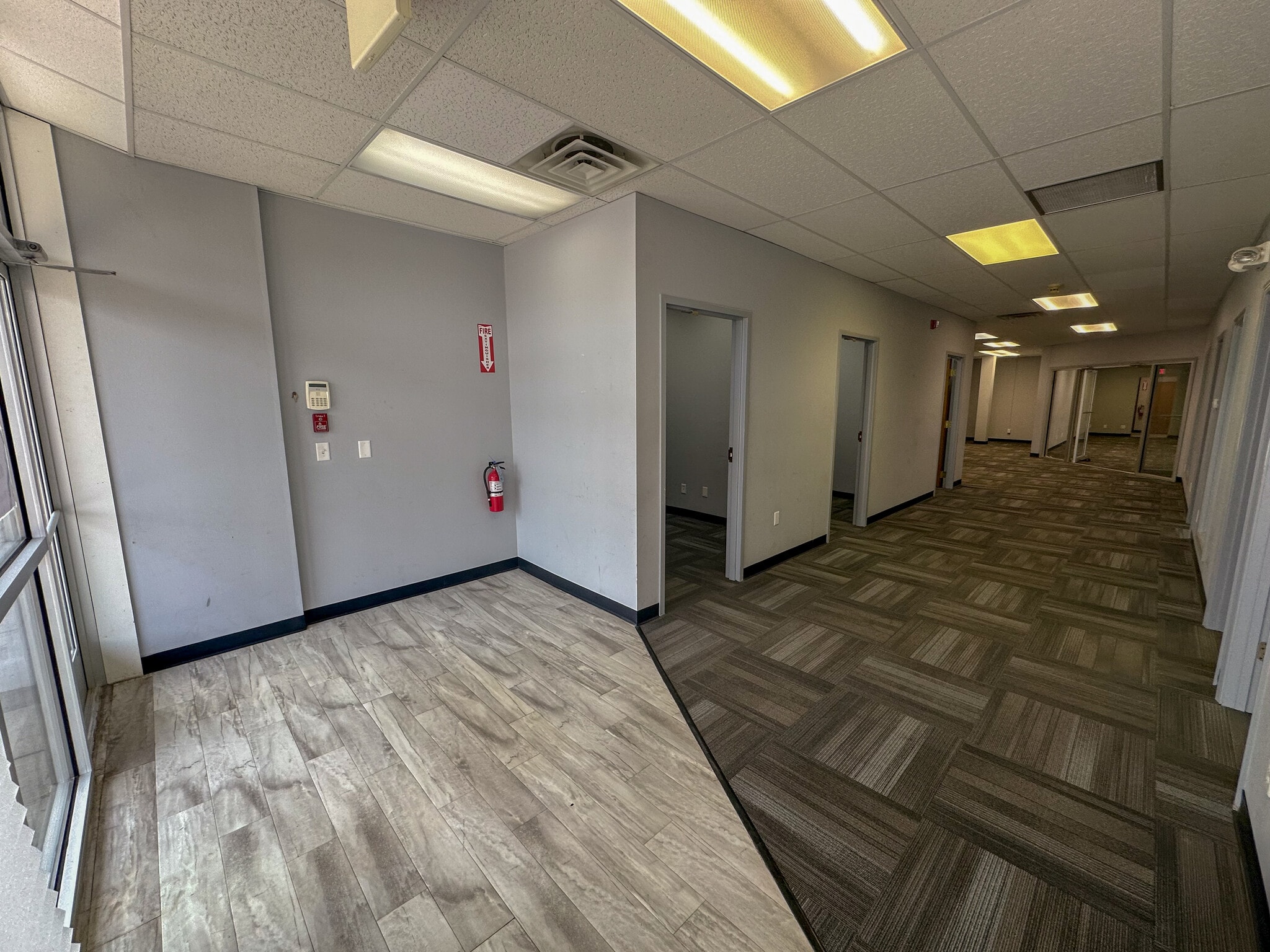 615 W Jefferson St, Springfield, IL for lease Interior Photo- Image 1 of 18