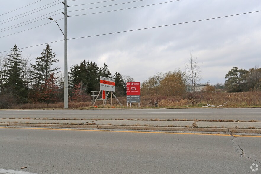 7687 McLeod Rd, Niagara Falls, ON