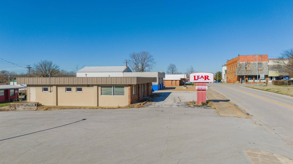 104 E Tilden St, Humansville, MO for sale - Building Photo - Image 3 of 21