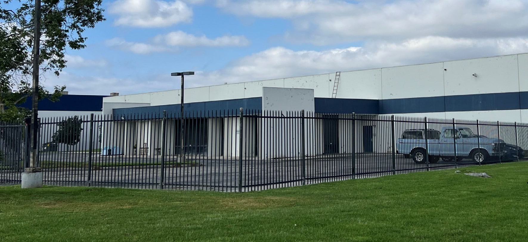 6727 Columbus Ave, Riverside, CA for lease Building Photo- Image 1 of 9