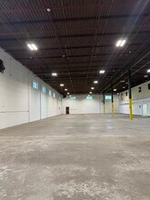 16 Rockhill Rd, Cherry Hill, NJ for lease Interior Photo- Image 2 of 4