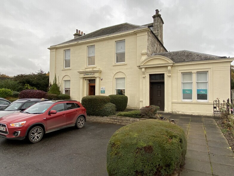 37 High St, Kinross for sale - Primary Photo - Image 1 of 1