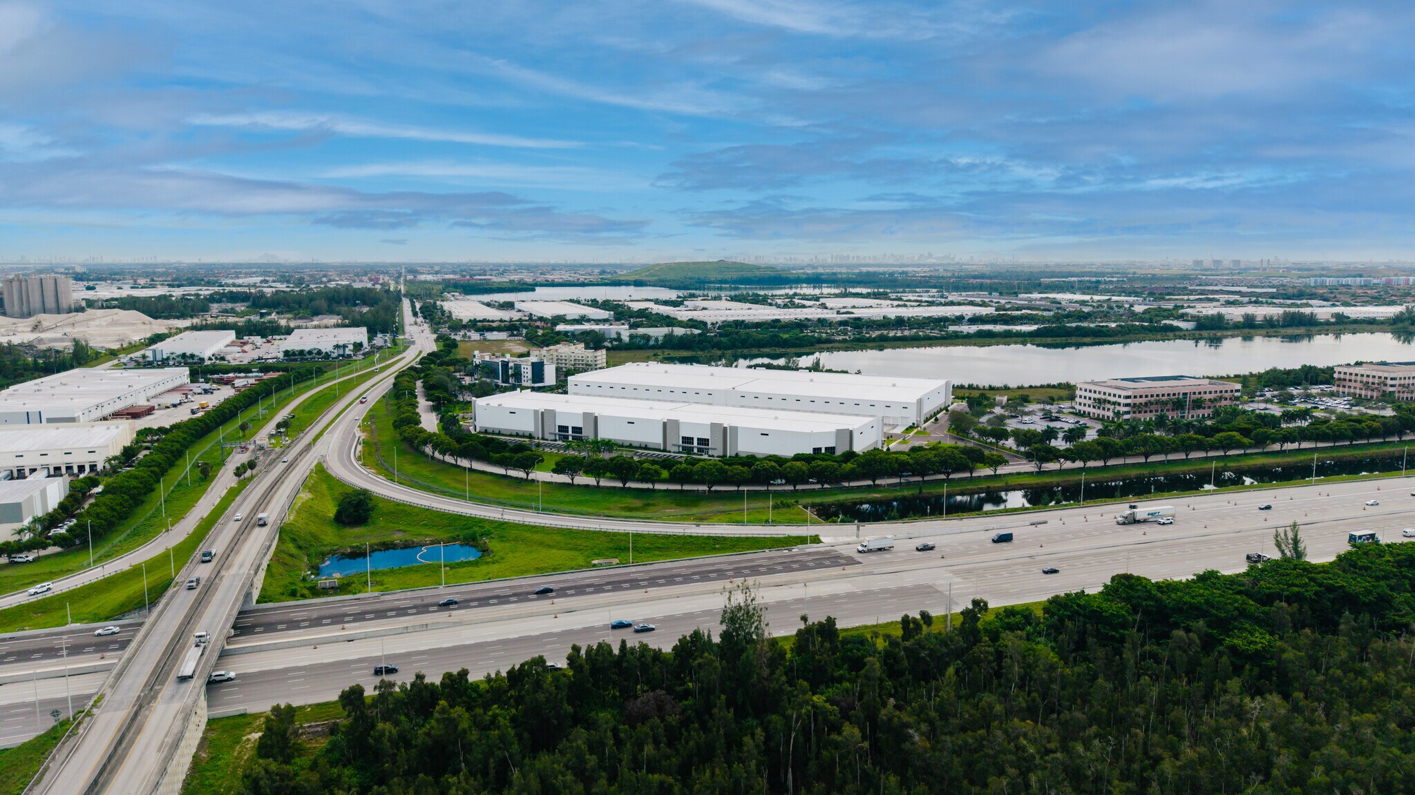 10547 NW 117th Ave, Miami, FL for lease Building Photo- Image 1 of 4