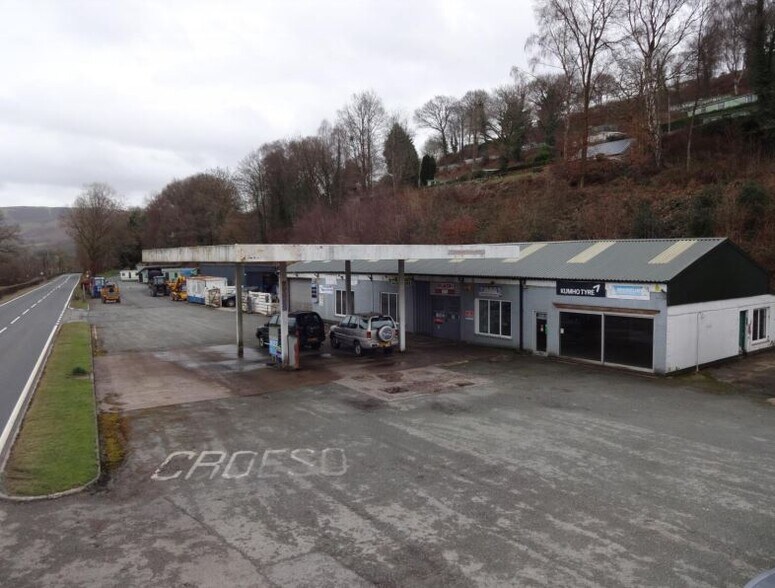 Llanidloes, Llanidloes for sale - Primary Photo - Image 1 of 1
