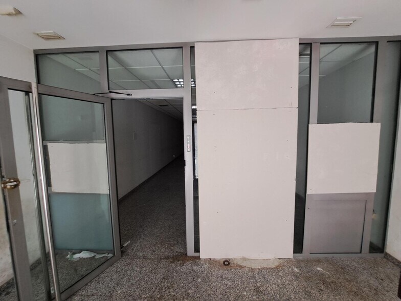 Retail in Alzira for sale - Building Photo - Image 2 of 17