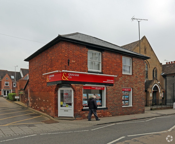 9 Winchester St, Whitchurch for sale - Primary Photo - Image 1 of 2