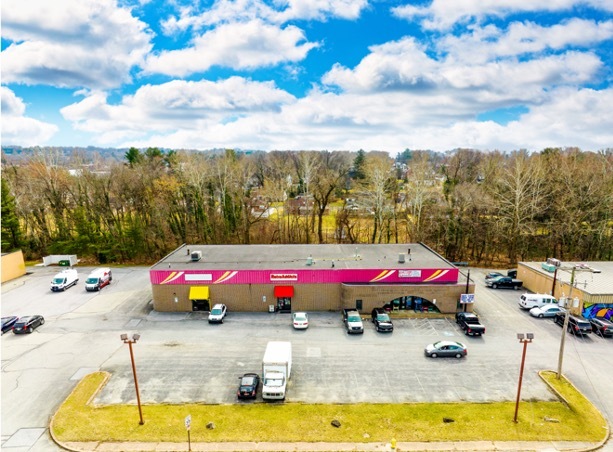 2290-2292 Industrial Hwy, York, PA for lease Building Photo- Image 1 of 2