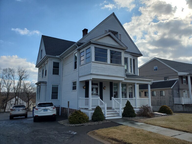 198 S Main St, Middletown, CT for sale - Building Photo - Image 1 of 1