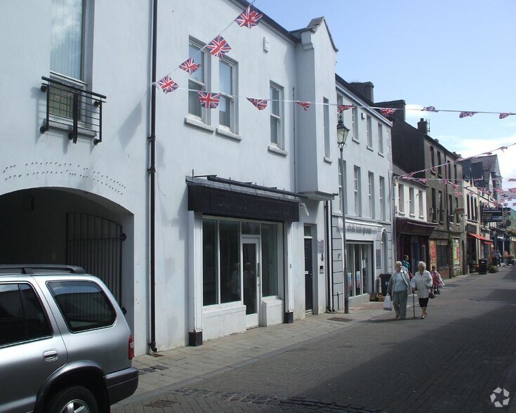 33 West St, Carrickfergus for lease - Building Photo - Image 2 of 2