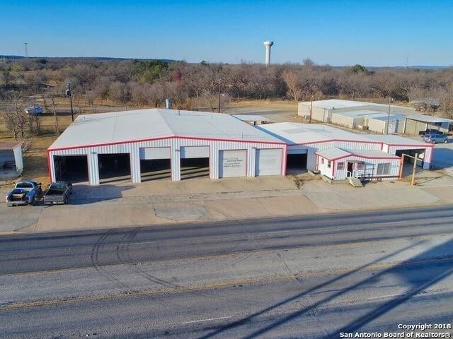 721 W Commerce St, Brownwood, TX for sale - Primary Photo - Image 1 of 1