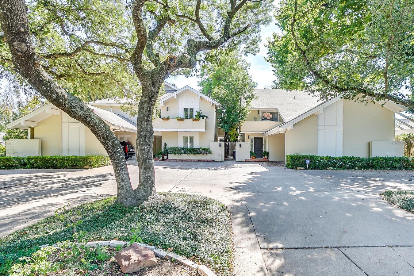 53255331 Byers Ave, Fort Worth, TX 76107