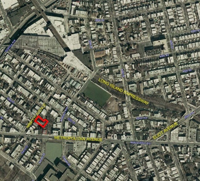 54-22-54-26 Arnold Ave, Maspeth, NY for sale - Primary Photo - Image 1 of 1