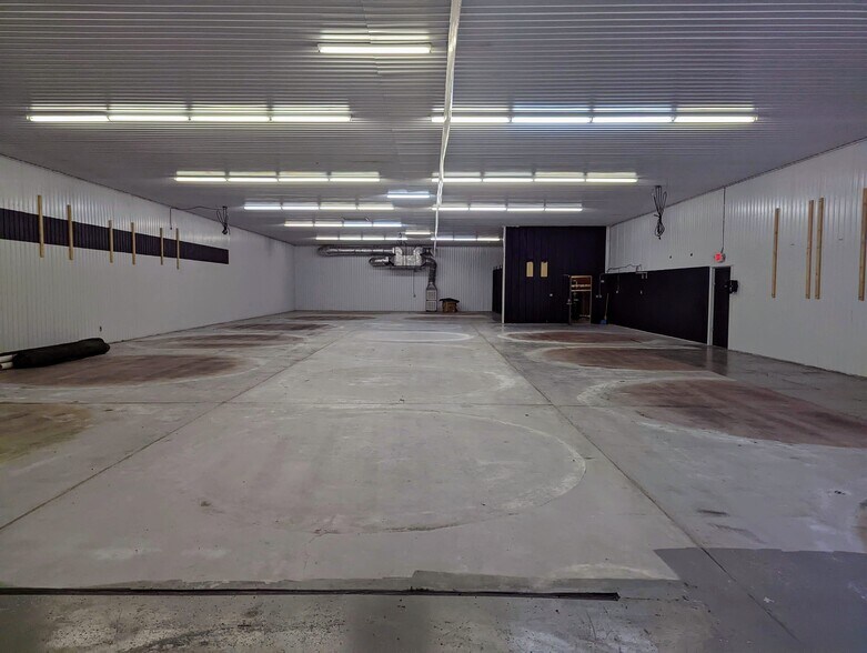 71 Lee St, West Boylston, MA 01583 West Boylston Agri Warehouse