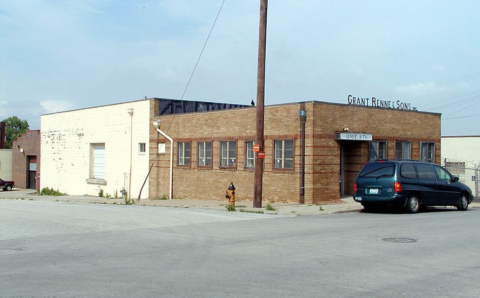 1200 E 8th St, Kansas City, MO for lease - Building Photo - Image 2 of 3