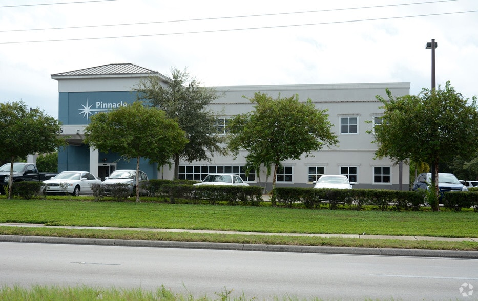 7005 Cortez Rd W, Bradenton, FL for lease - Building Photo - Image 3 of 3