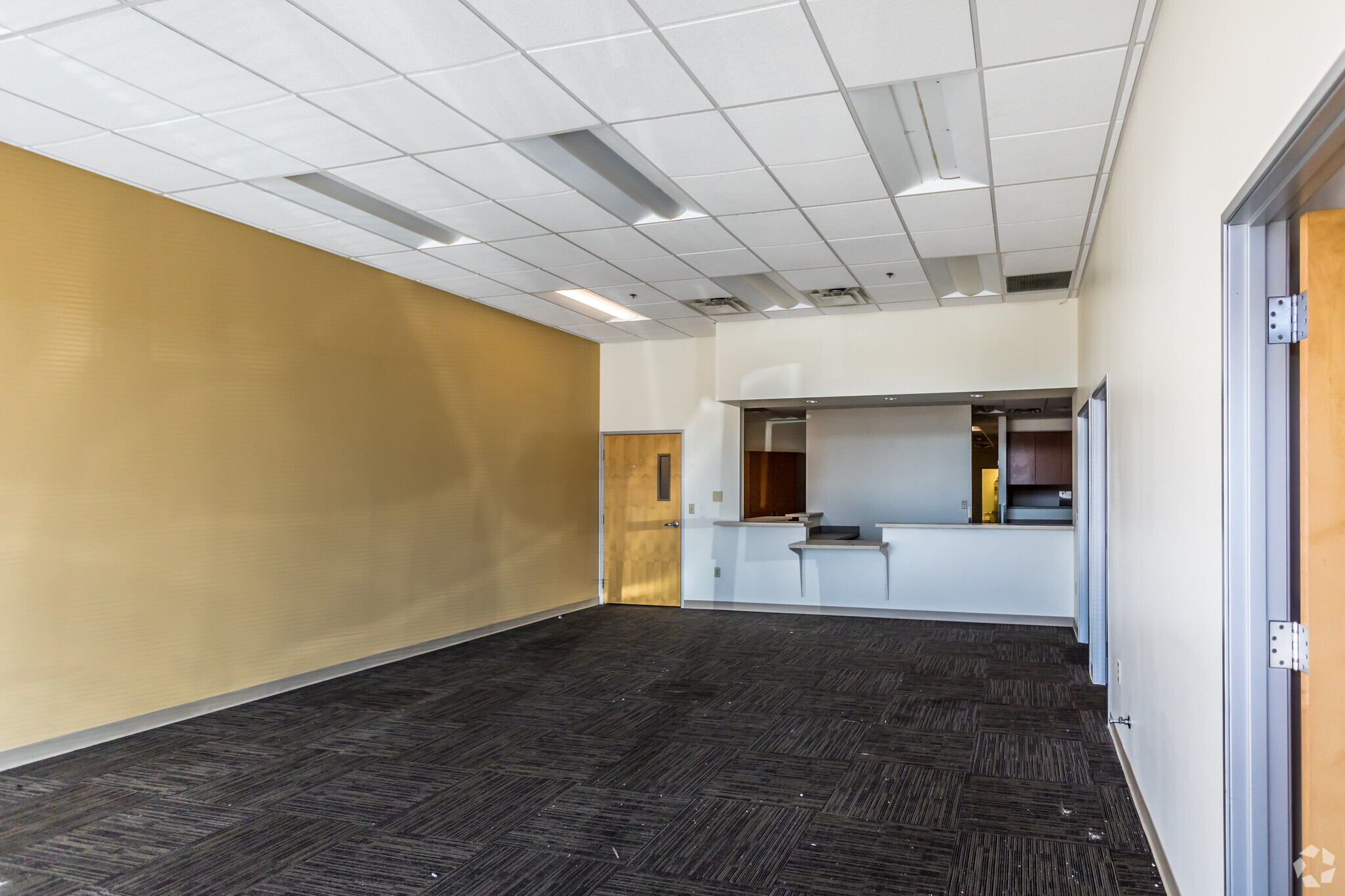 6500-6550 Quince Rd, Memphis, TN for lease Interior Photo- Image 1 of 4