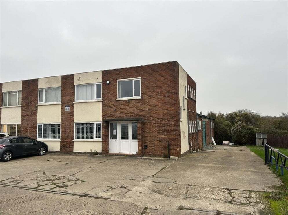 Gwash Way, Stamford for lease Building Photo- Image 1 of 1