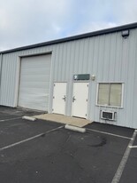 1187 Vanderbilt Cir, Manteca CA - Warehouse