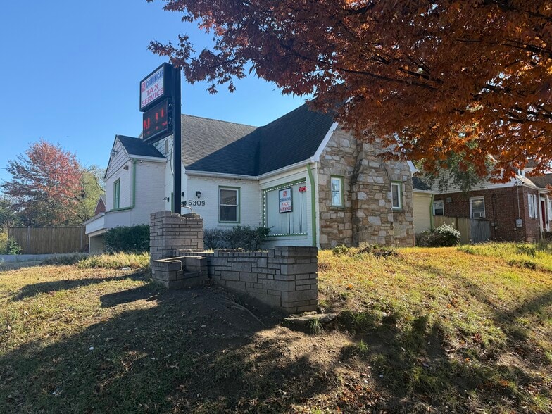 5309 Kenilworth Ave, Riverdale, MD for sale - Building Photo - Image 2 of 32