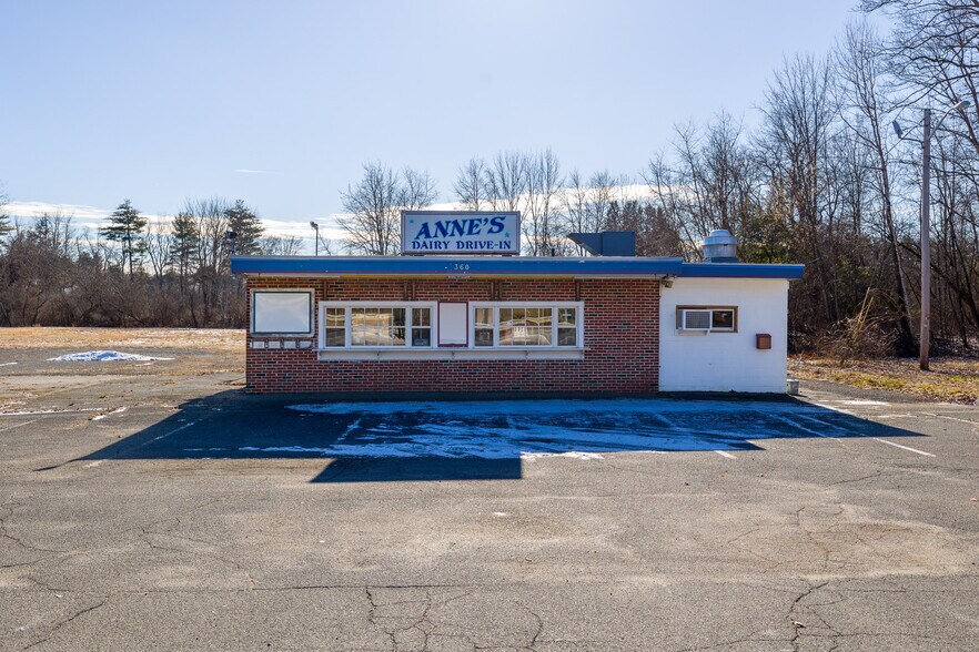 360 E Main St, Orange, MA for sale - Building Photo - Image 1 of 1