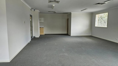 10 Kett St, Kambah for lease Interior Photo- Image 2 of 13
