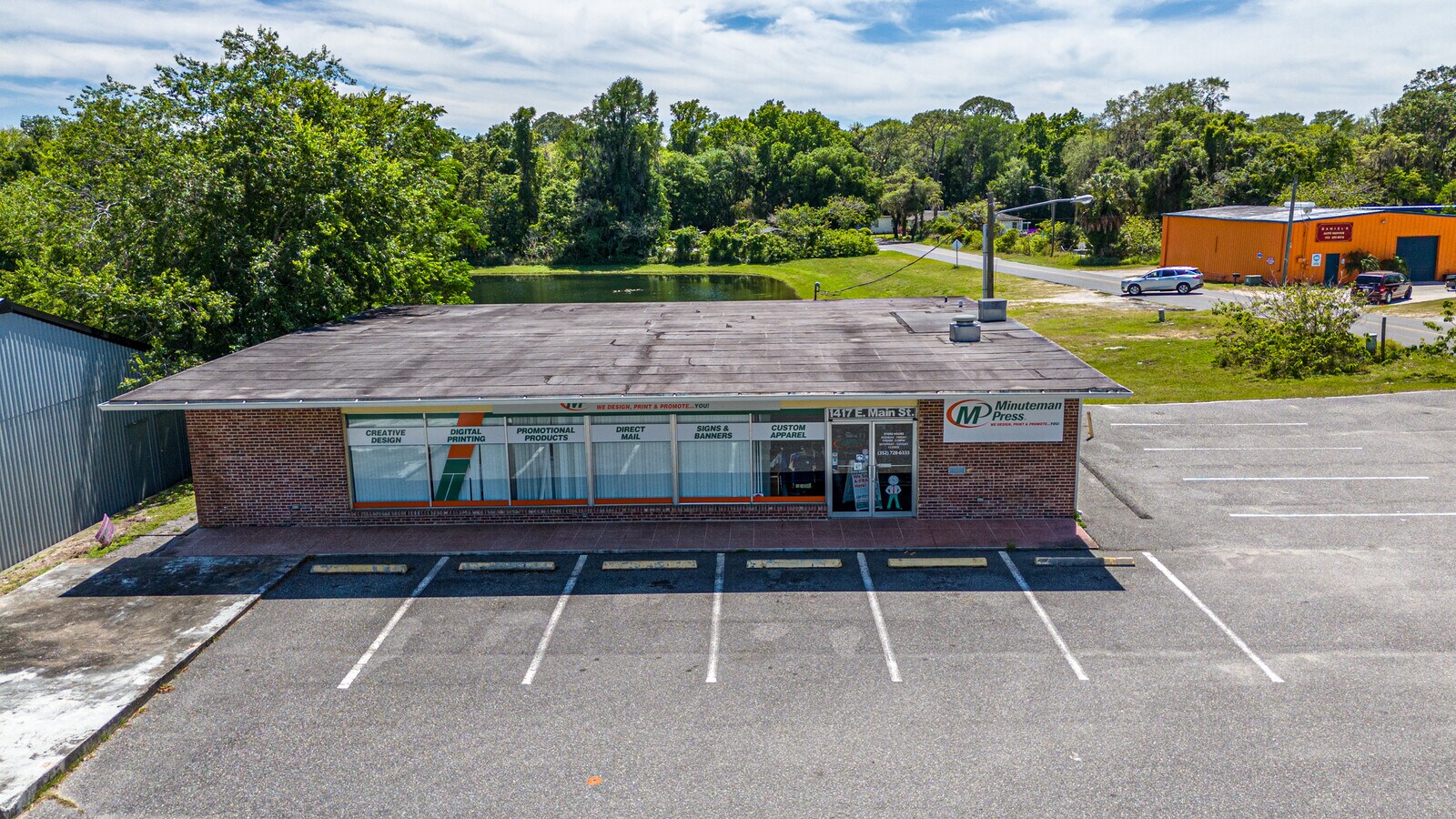 1417 Main St, Leesburg, FL 34748 2,400 Per Month for 2,562 SF Bldg