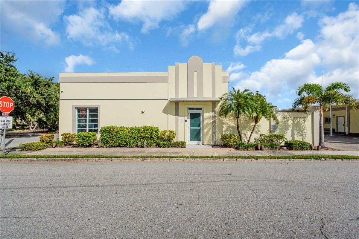 417 8th St W, Bradenton, FL for lease Building Photo- Image 1 of 21