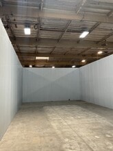 21350 Lassen St, Chatsworth, CA for lease Interior Photo- Image 2 of 5