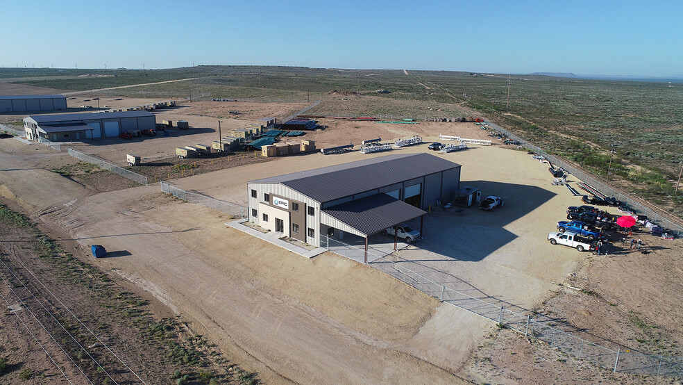 1883 U.S. Hwy 285, Fort Stockton, TX for lease - Primary Photo - Image 1 of 13