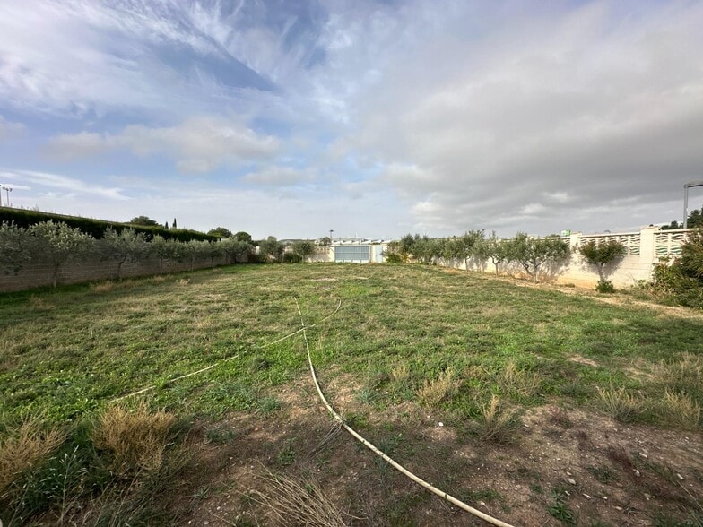 Calle de la Corona de Aragón, 9, Cadrete, Zaragoza for sale - Building Photo - Image 3 of 21