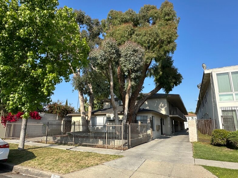 614 S Myrtle Ave, Inglewood, CA for sale - Building Photo - Image 1 of 12