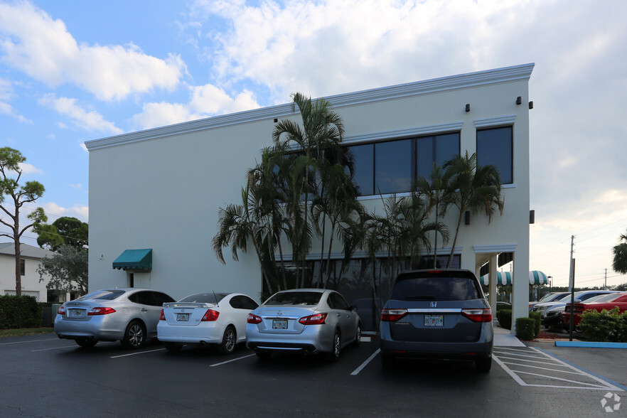 175 Toney Penna Dr, Jupiter, FL for lease - Building Photo - Image 2 of 5