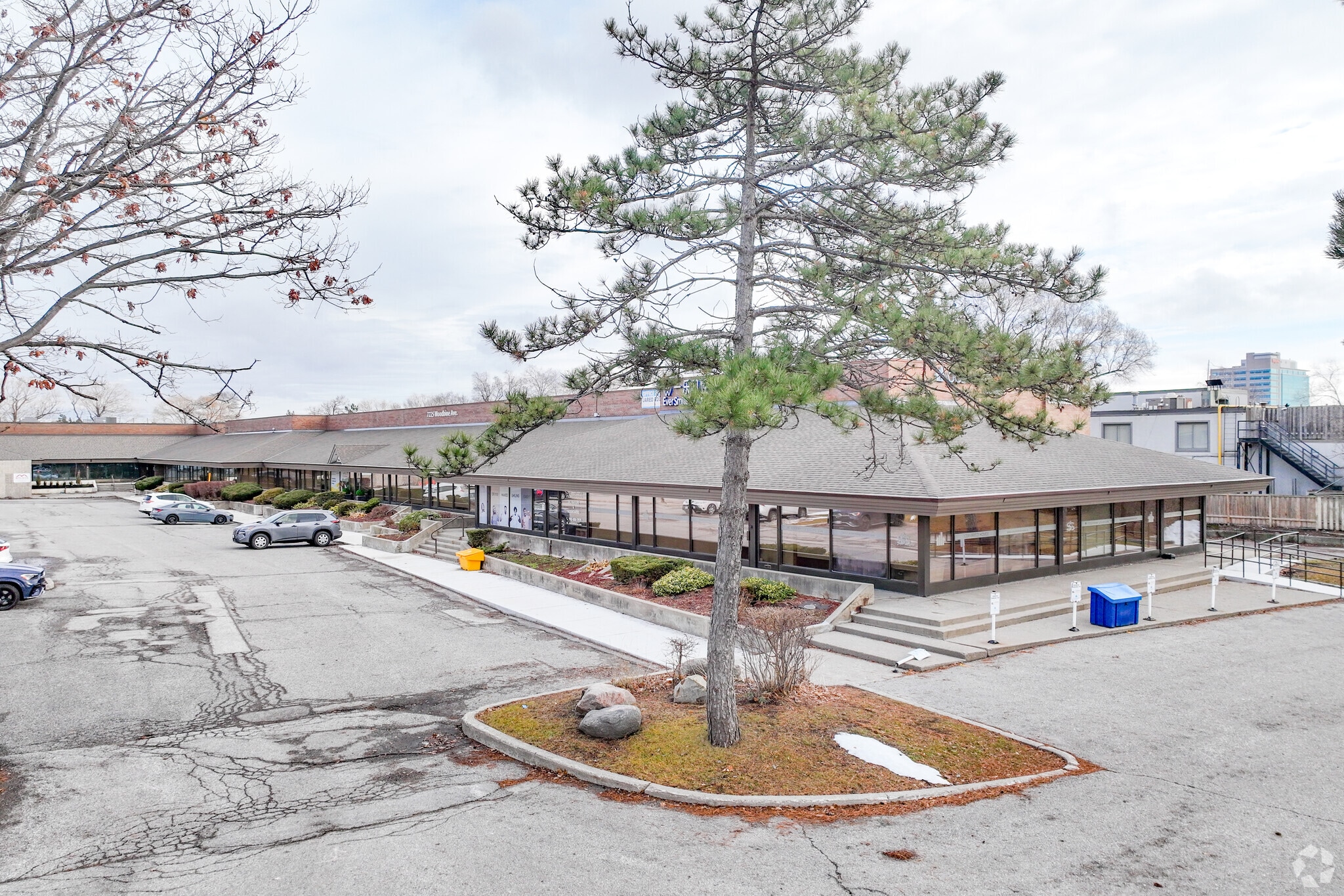 7225 Woodbine Ave, Markham, ON for sale Primary Photo- Image 1 of 1