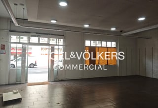 Retail in Barcelona, Barcelona for lease Interior Photo- Image 2 of 7