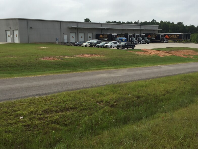 139 Supply Chain Blvd, Moselle, MS for sale - Building Photo - Image 1 of 6