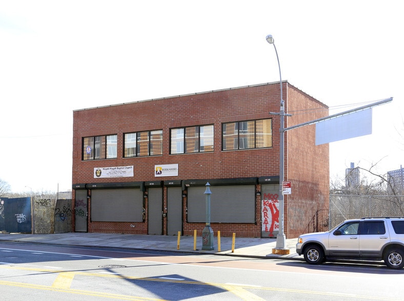 3464 Webster Ave, Bronx, NY for lease - Primary Photo - Image 1 of 3