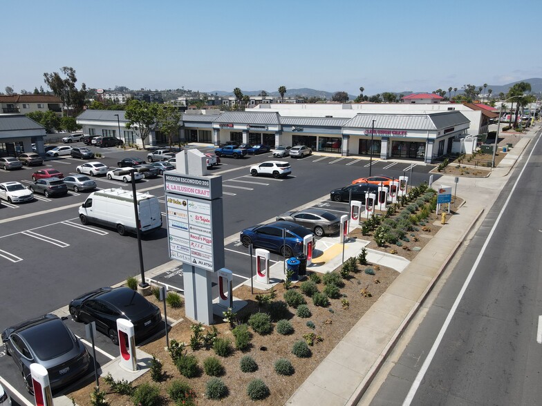 205 W Mission Ave, Escondido, CA for lease - Building Photo - Image 3 of 18