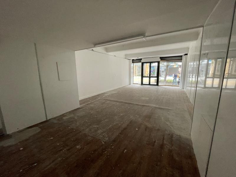 30 Middle St, Yeovil for lease Interior Photo- Image 1 of 3