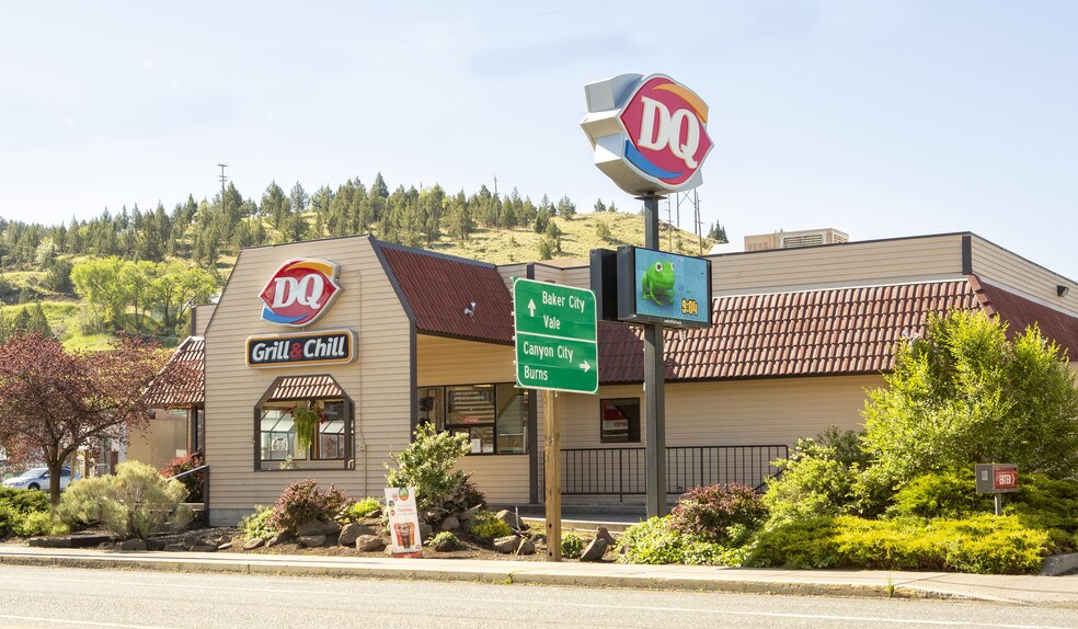 106 S Canyon Blvd, John Day, OR for sale - Building Photo - Image 1 of 1