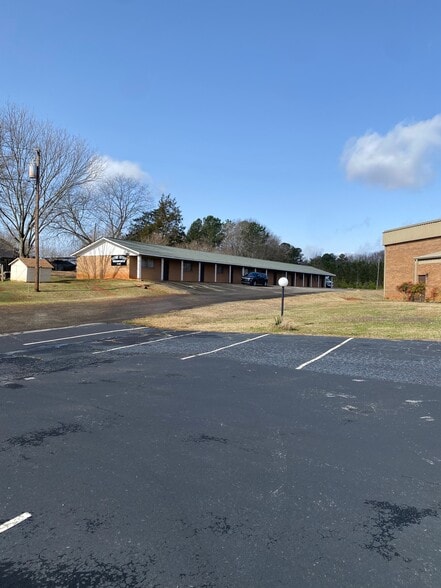 322 Fretwell Dr, Anderson, SC for sale - Building Photo - Image 3 of 3