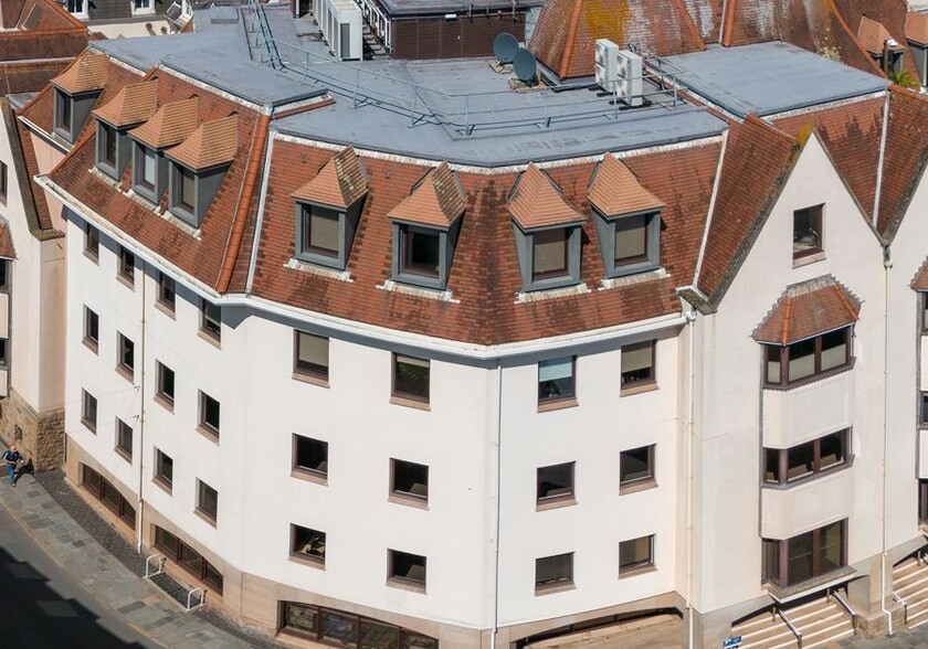 Le Bordage, Guernsey for lease - Primary Photo - Image 1 of 1