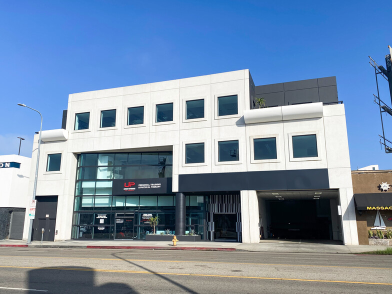 11925 Wilshire Blvd, Los Angeles, CA for lease - Building Photo - Image 1 of 10