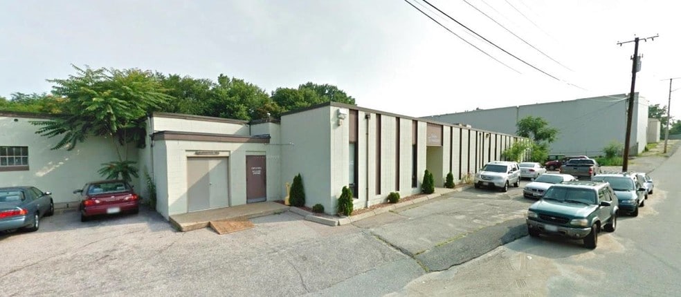 15 Industrial Rd, Cranston, RI for sale - Building Photo - Image 2 of 5