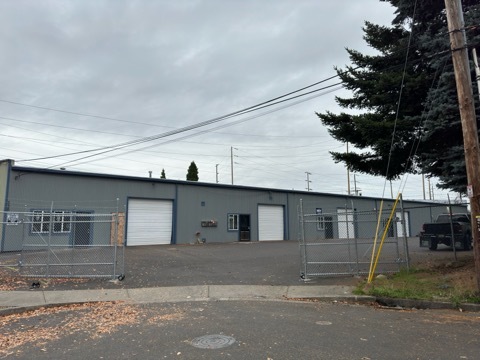 530 NE Liberty Ave, Gresham, OR for sale - Building Photo - Image 1 of 3