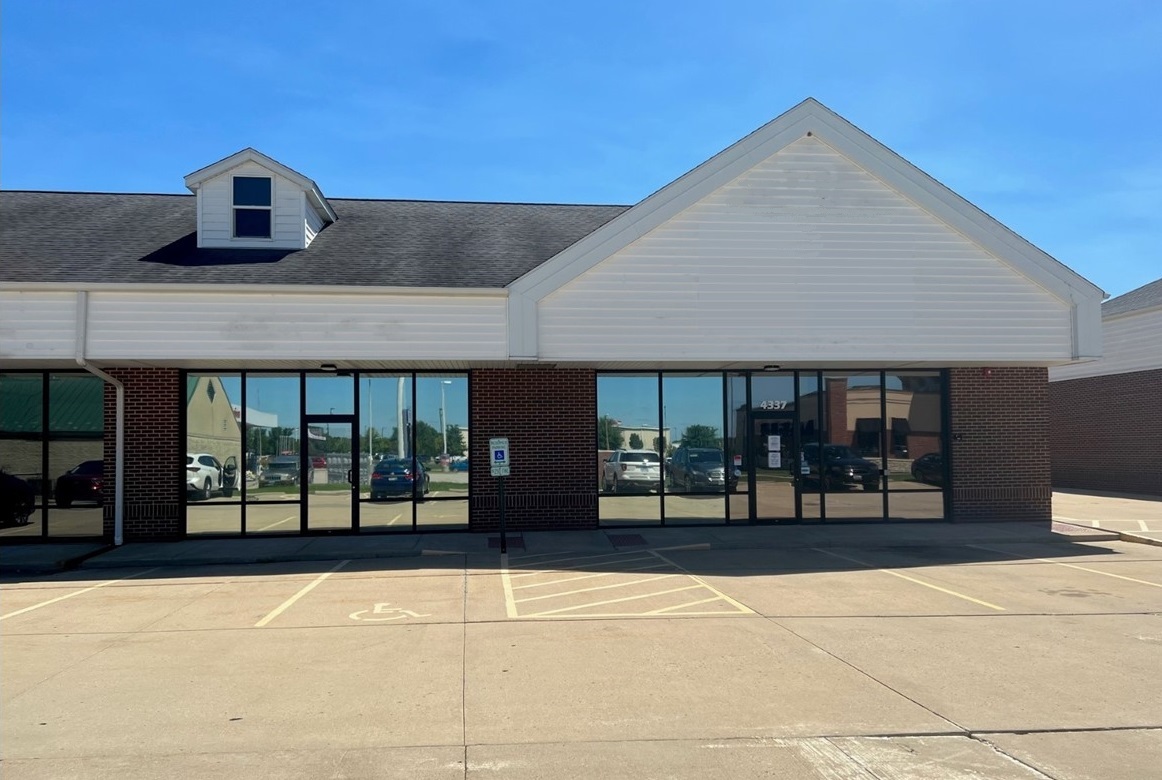 4331 Conestoga Dr, Springfield, IL for lease Building Photo- Image 1 of 3