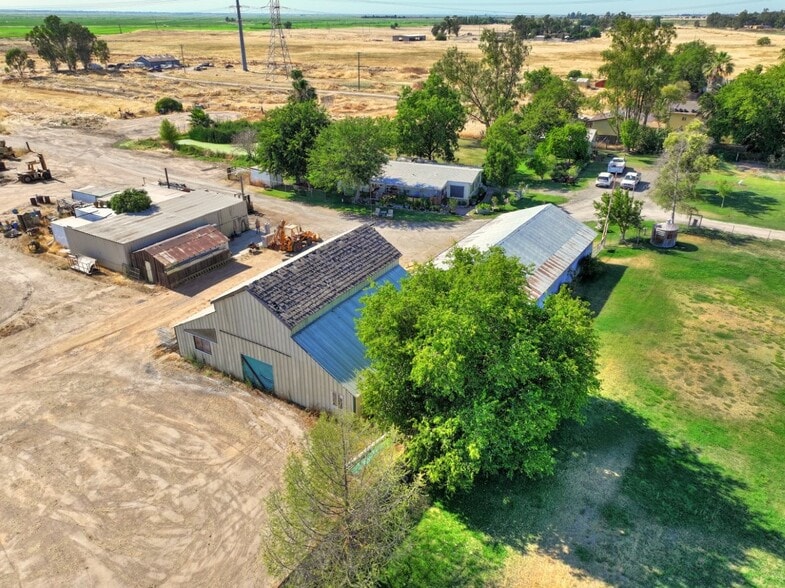 7301 E Levee Rd, Rio Linda, CA for sale - Building Photo - Image 3 of 18