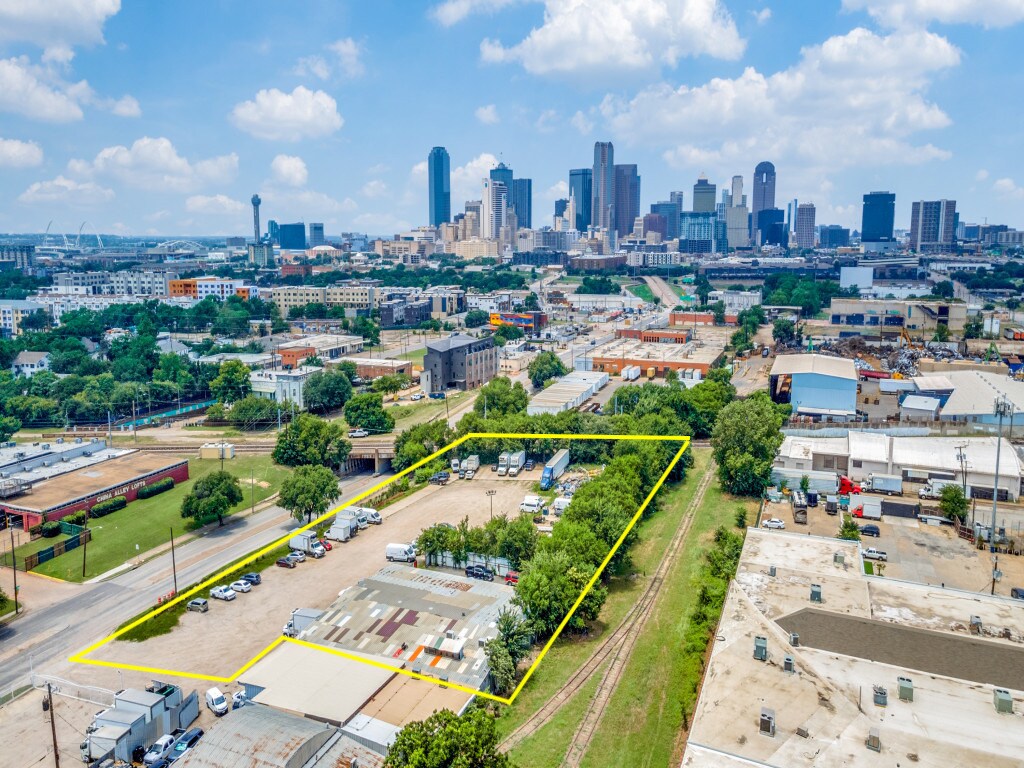 2424 S Cesar Chavez Blvd, Dallas, TX for sale Building Photo- Image 1 of 6